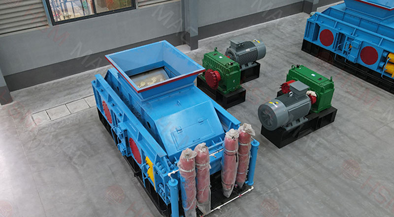 洛陽(yáng)金礦破碎機(jī)生產(chǎn)現(xiàn)場(chǎng)