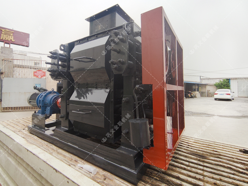 4PG0404小型四輥破碎機發貨圖片_發往新疆阿克蘇_破碎石英石