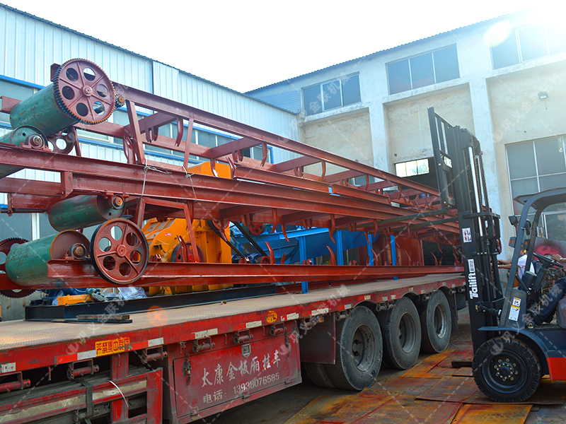 86雙級(jí)粉碎機(jī)生產(chǎn)線(xiàn)發(fā)貨圖片_發(fā)往廣西百色_破碎篩分金礦石