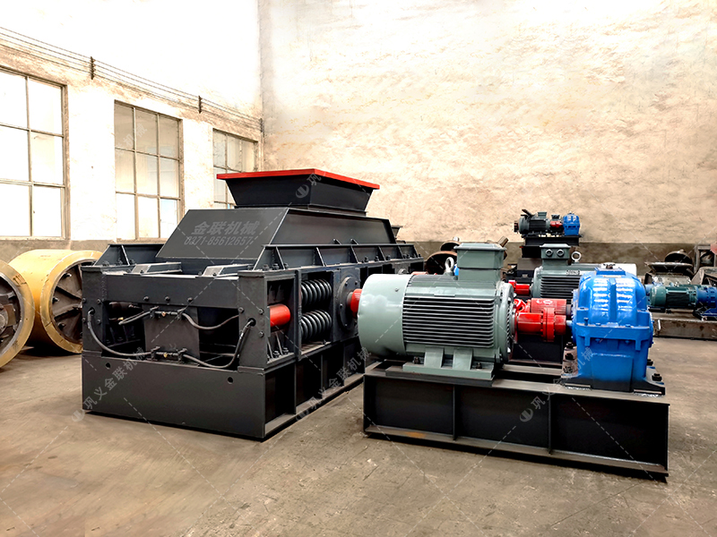 了解設備配置的技術參數，了解設備配置的技術參數，并根據對輥破碎機用戶的生產要求和物料硬度，合理構建對輥破碎機的設備規格