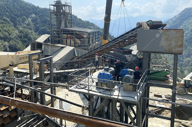 對(duì)輥破碎機(jī)-大小型雙輥式破碎機(jī)-對(duì)輥式制砂設(shè)備價(jià)格