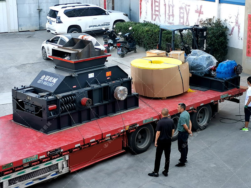 石灰石加工成石子和沙子，用對輥制砂機怎么樣？