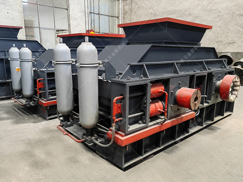 玄武巖制砂能替代河沙用于混凝土嗎？使用對輥破碎機怎么樣？