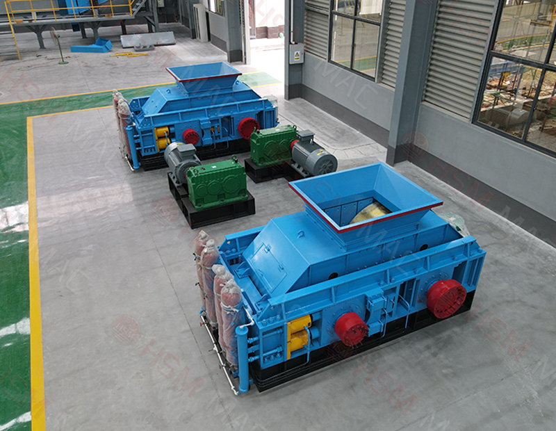 鎢礦石破碎機實拍 