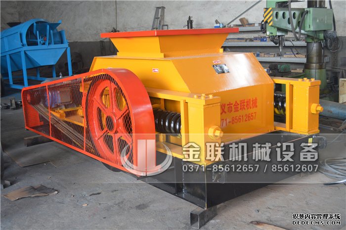 雙齒輥破碎機(jī)