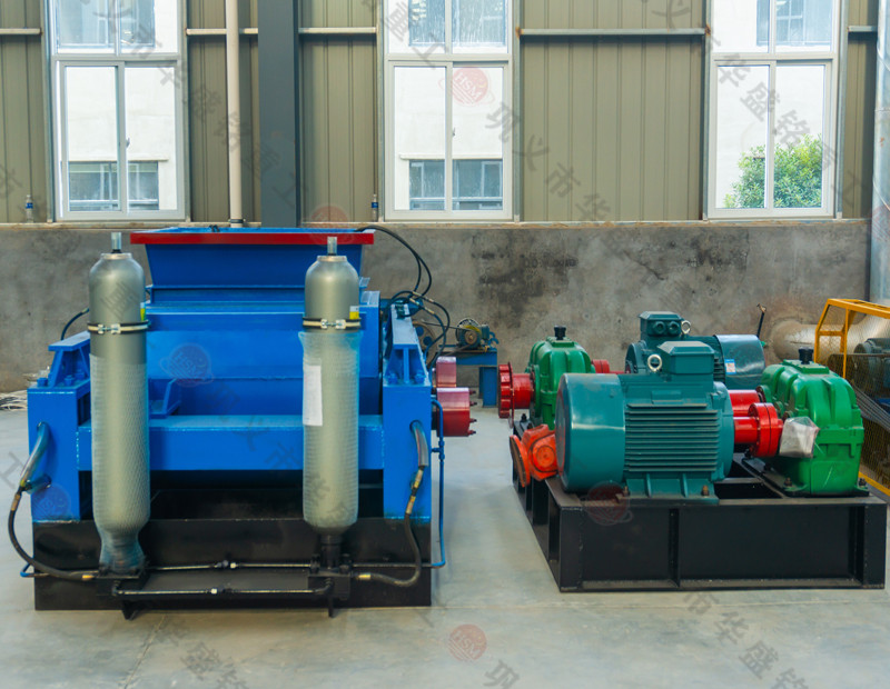 破碎煤矸石的雙齒輥破碎機(jī)廠家如何選擇？